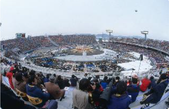 東京オリンピックの開会式の写真（1964年）